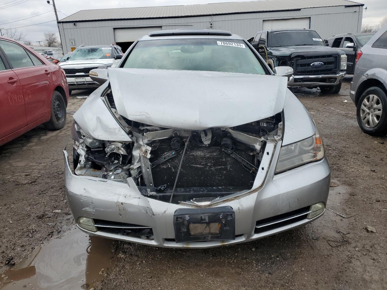 JH4KB2F63AC001796 2010 Acura Rl