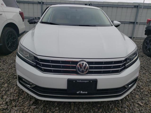 1VWBT7A35HC061045 | 2017 VOLKSWAGEN PASSAT SE