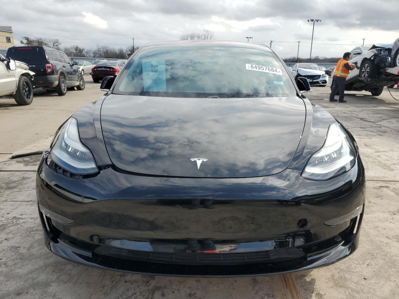 Lot #3034400075 2018 TESLA MODEL 3