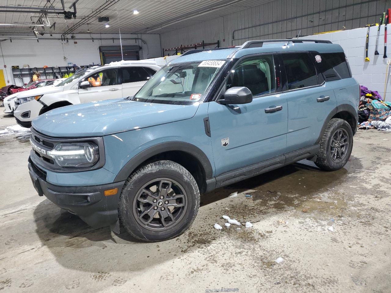  Salvage Ford Bronco