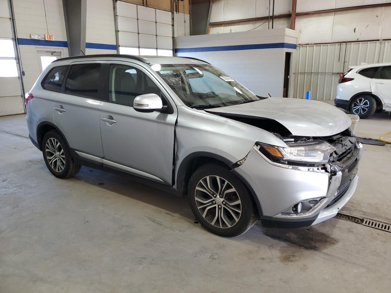 Lot #3026041984 2016 MITSUBISHI OUTLANDER