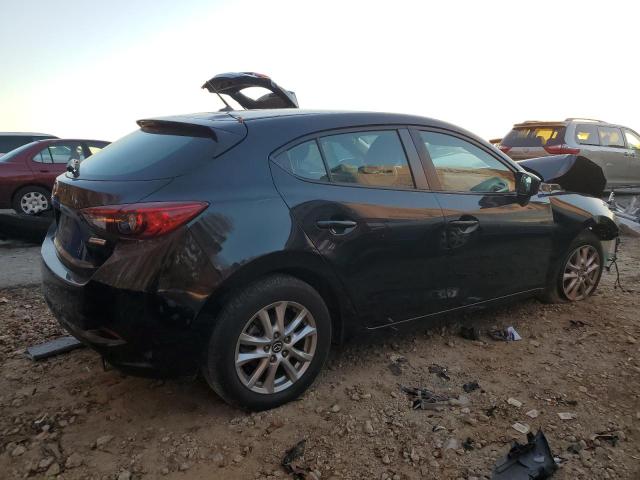 VIN 3MZBN1K7XJM272366 2018 MAZDA 3 no.3