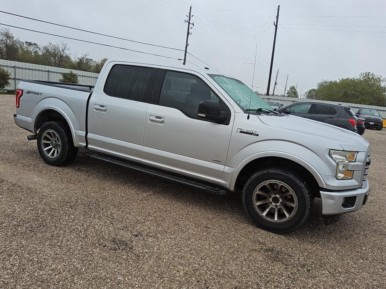 Lot #3042130628 2016 FORD F150 SUPER