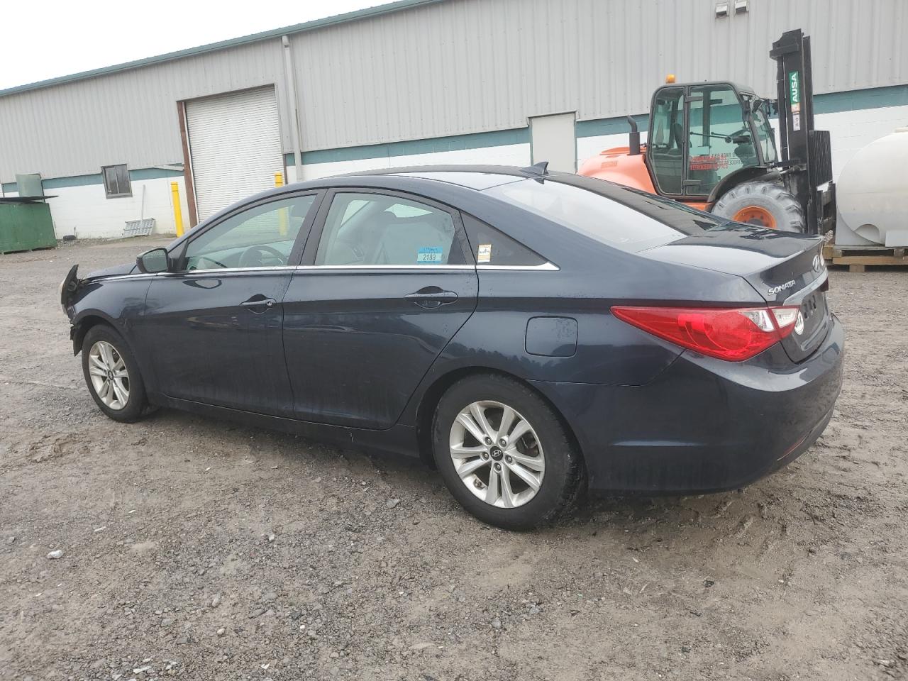 Lot #3036952742 2013 HYUNDAI SONATA GLS