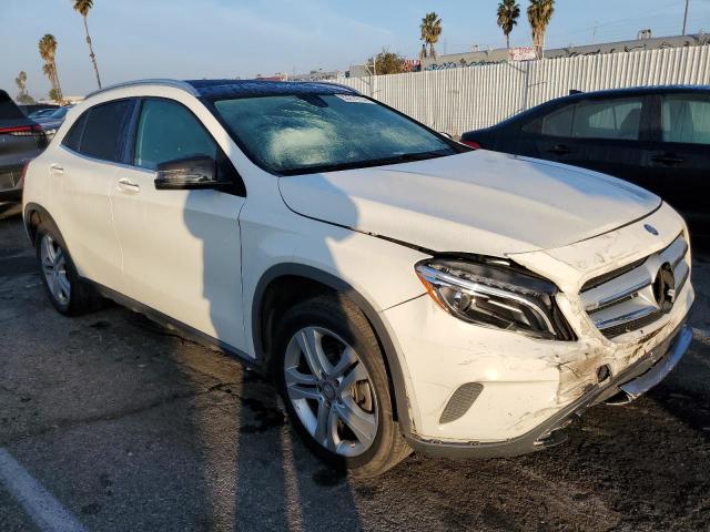 VIN WDCTG4GB7FJ095001 2015 MERCEDES-BENZ GLA-CLASS no.4