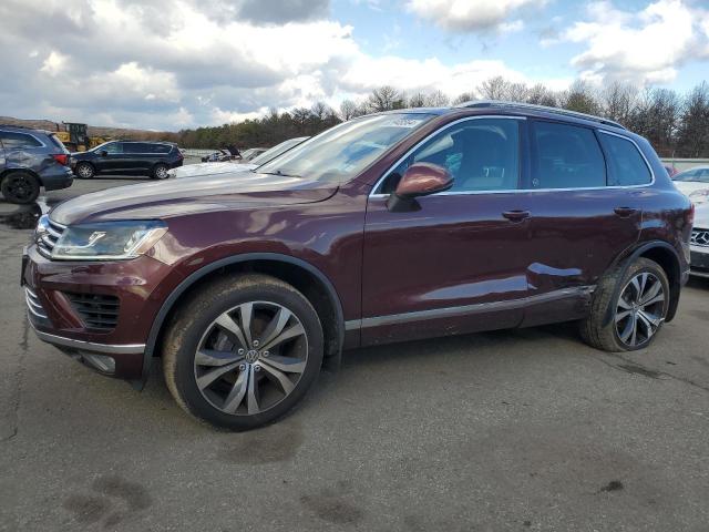 2017 VOLKSWAGEN TOUAREG