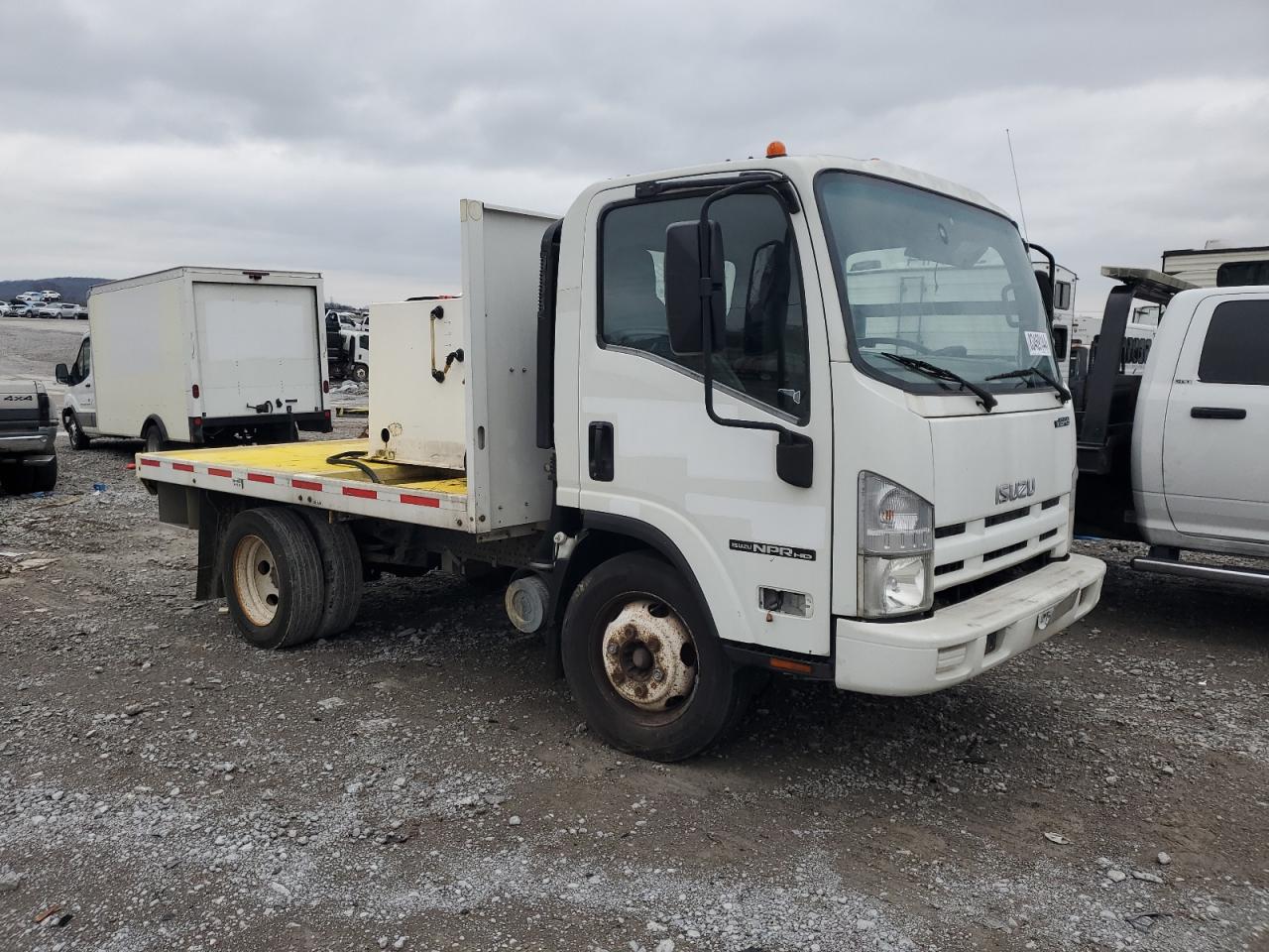 Lot #3028313788 2014 ISUZU NPR HD