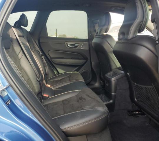 2019 VOLVO XC60 T8 R- LYVBR0DMXKB239007