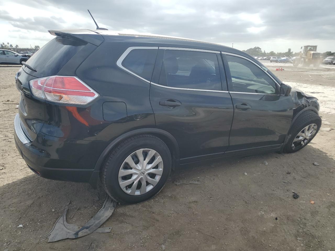 Lot #3030746112 2016 NISSAN ROGUE S