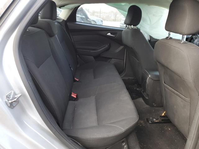 2015 FORD FOCUS SE - 1FADP3F20FL325901