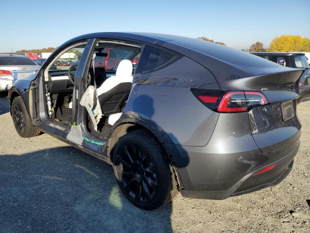 VIN 7SAYGDEE5PF626569 2023 TESLA MODEL Y no.2