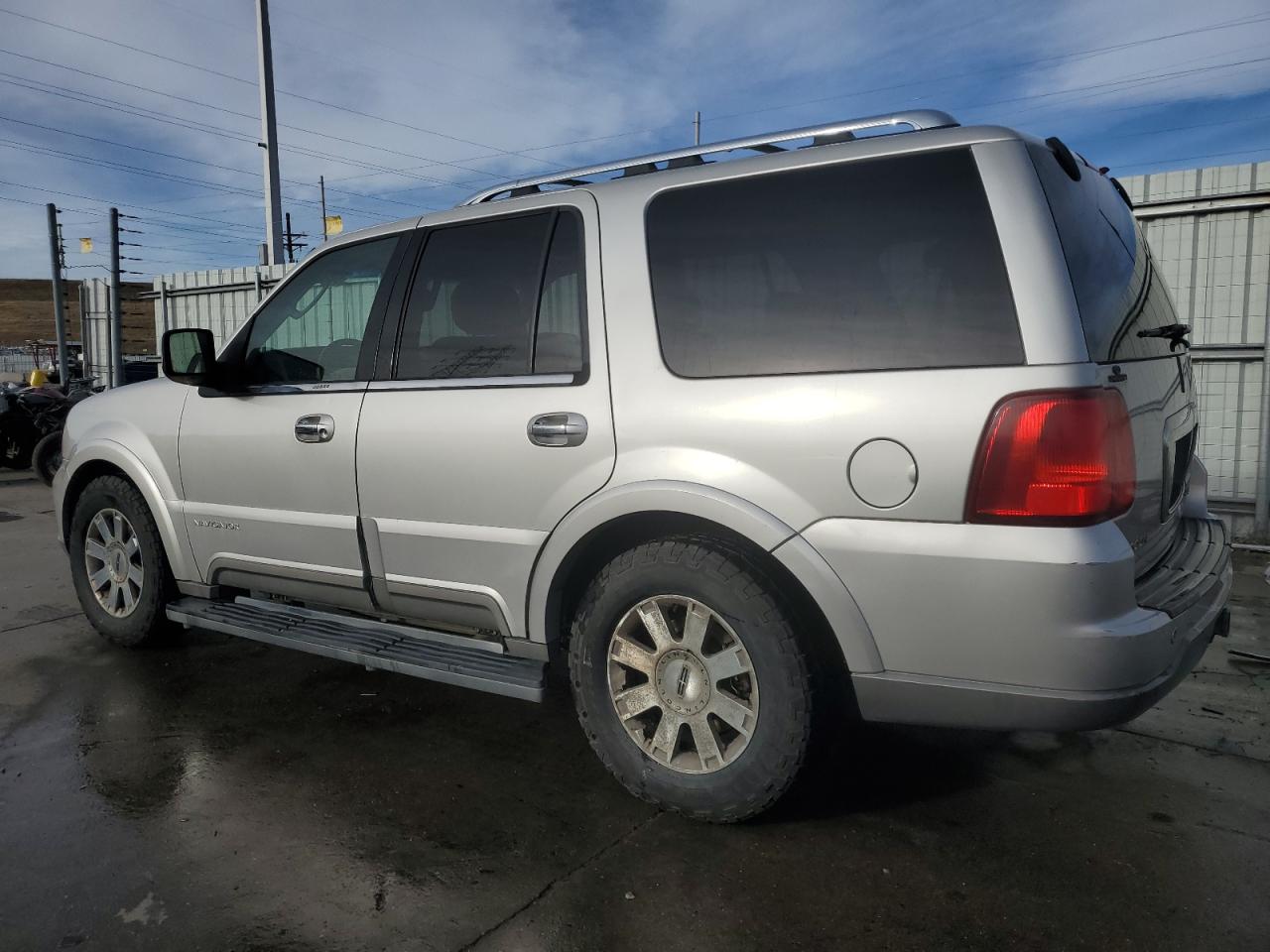 Lot #3029711078 2003 LINCOLN NAVIGATOR