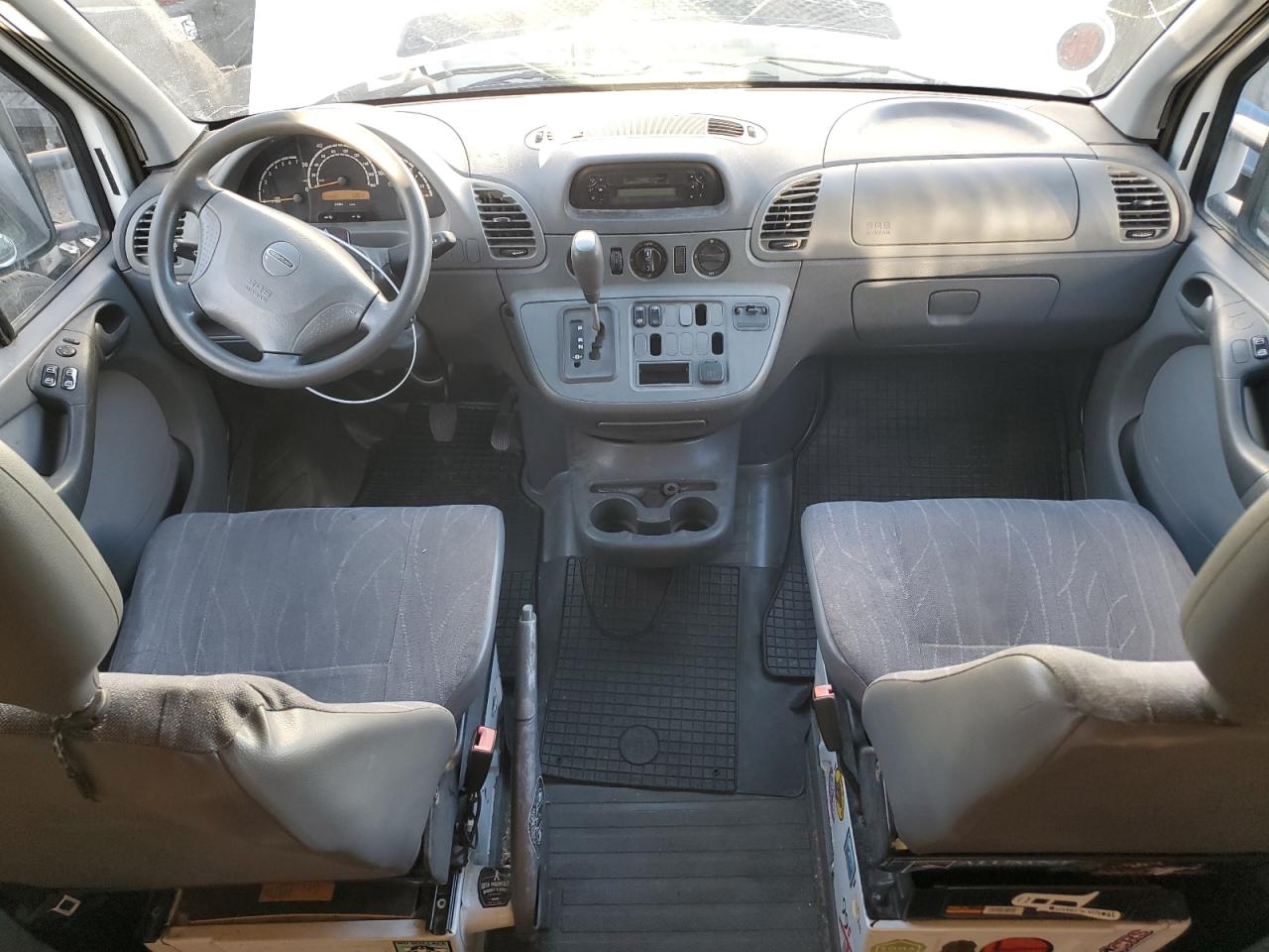 Lot #3318941920 2003 SPRINTER 2500 SPRIN