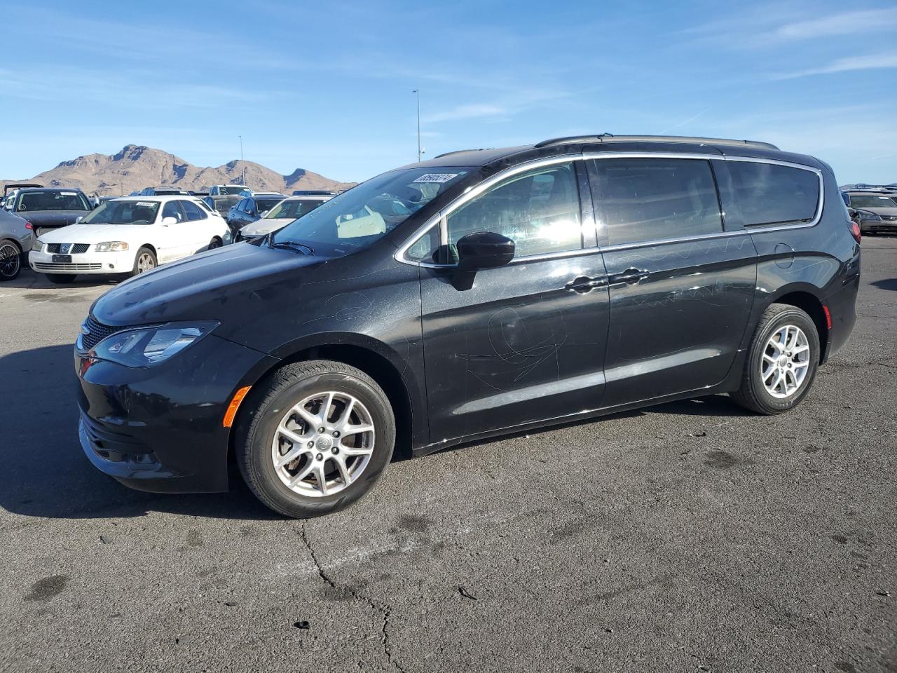  Salvage Chrysler Minivan