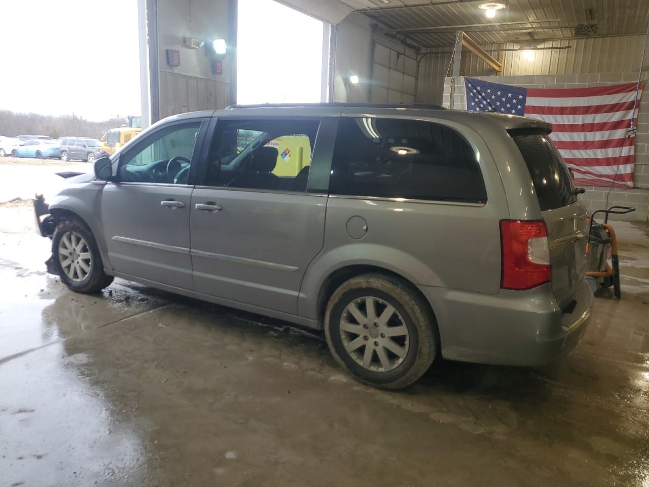 Lot #3040803753 2016 CHRYSLER TOWN & COU