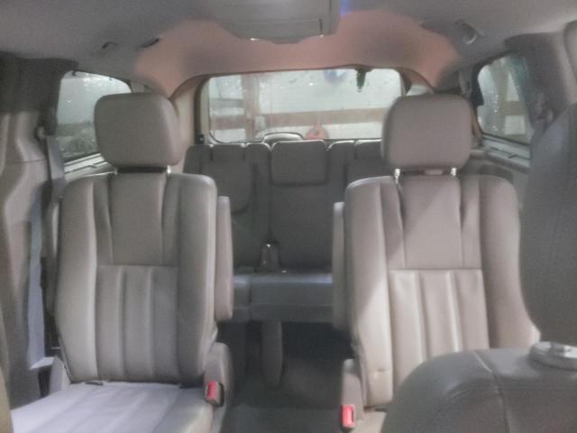 2016 CHRYSLER TOWN & COU - 2C4RC1BG9GR128798