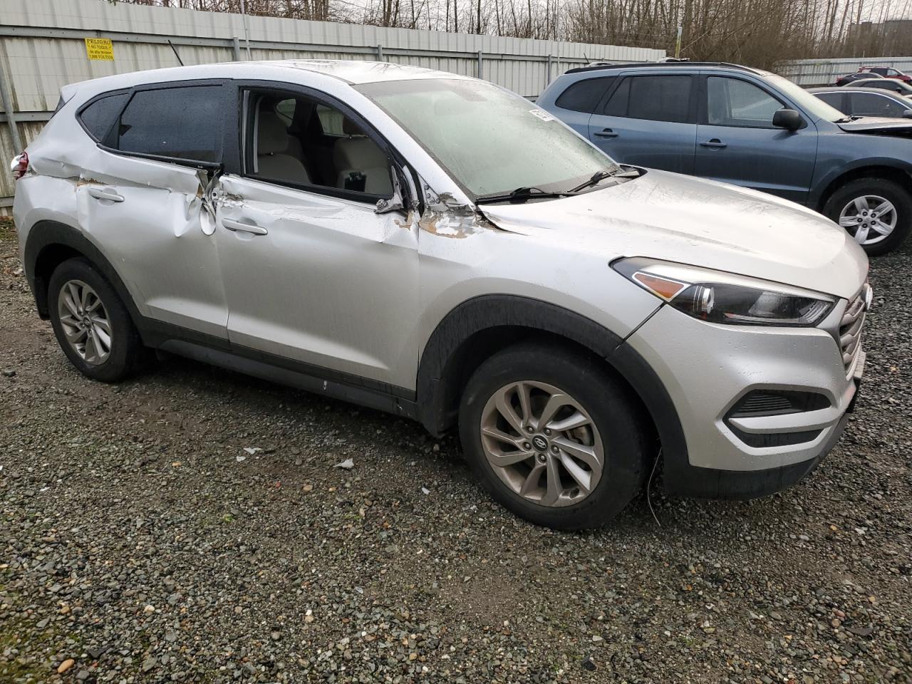 Lot #3042197934 2016 HYUNDAI TUCSON SE