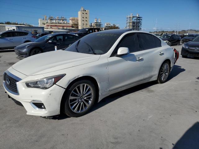 INFINITI Q50 LUXE