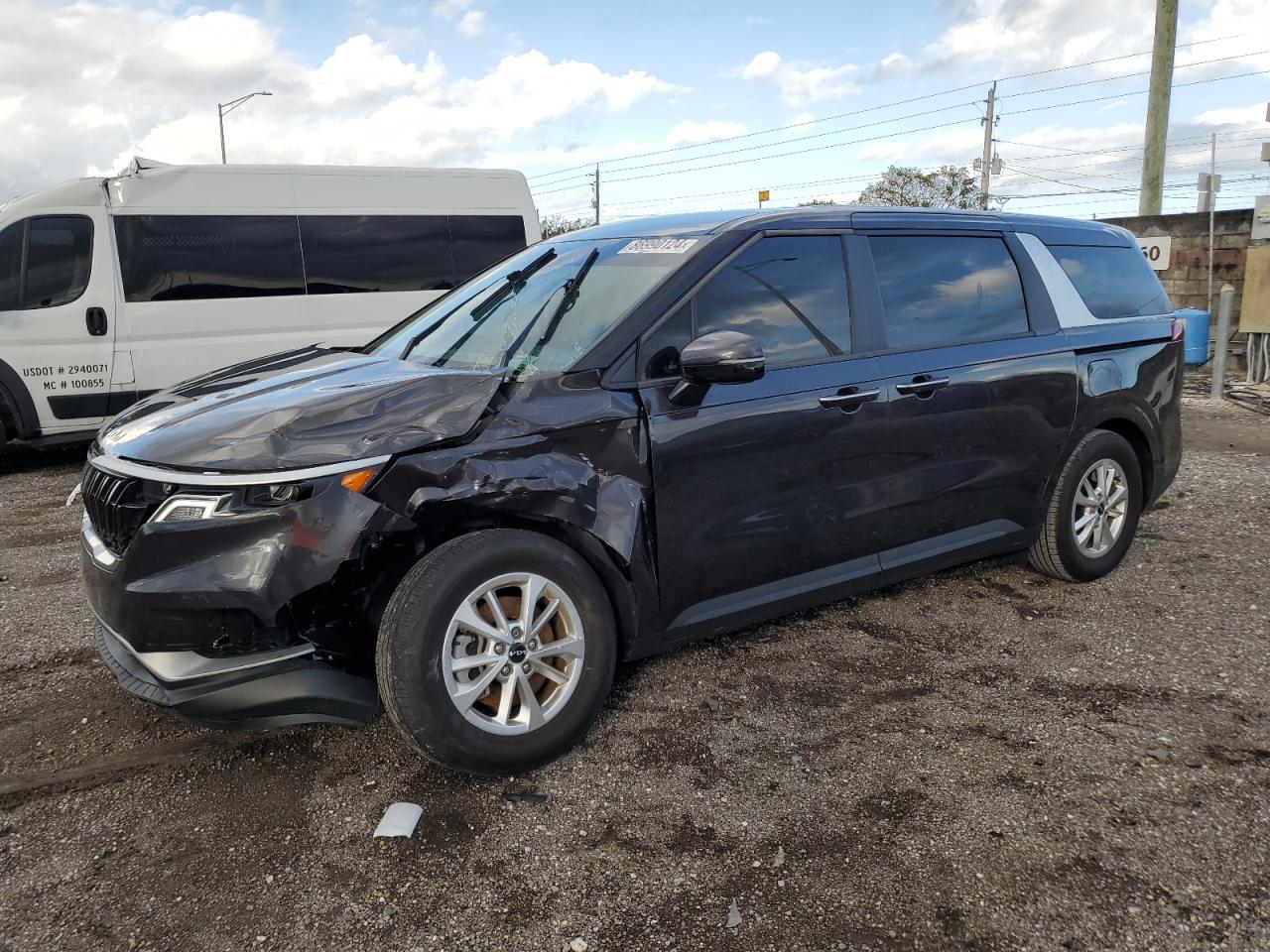 KNDNB4H38P6255833 KIA CARNIVAL L 2023