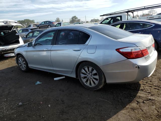 VIN 1HGCR2F8XDA055245 2013 HONDA ACCORD no.2