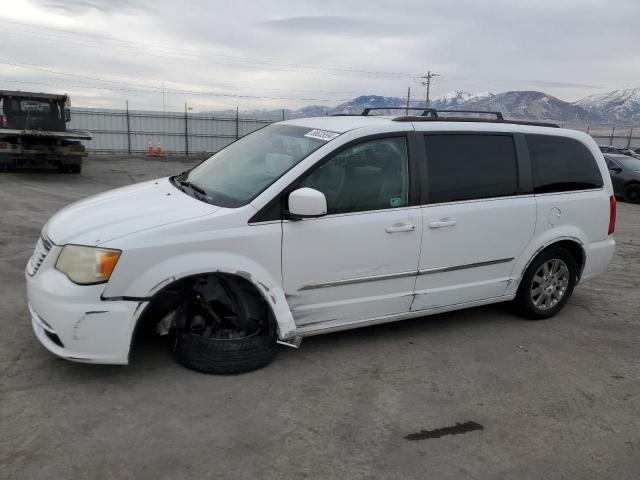 2014 CHRYSLER TOWN & COU #3034639382