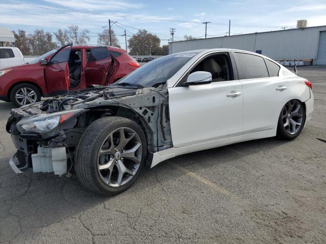 INFINITI Q50 PREMIU