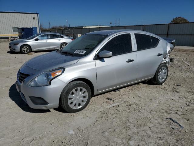 VIN 3N1CN7APXKL826138 2019 NISSAN VERSA no.1