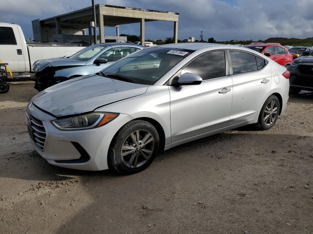  Salvage Hyundai ELANTRA