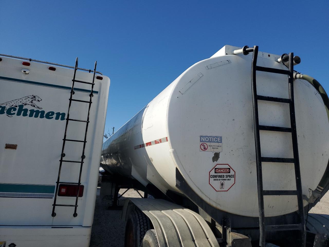 Lot #3038096246 1973 FRUEHAUF TRAILER