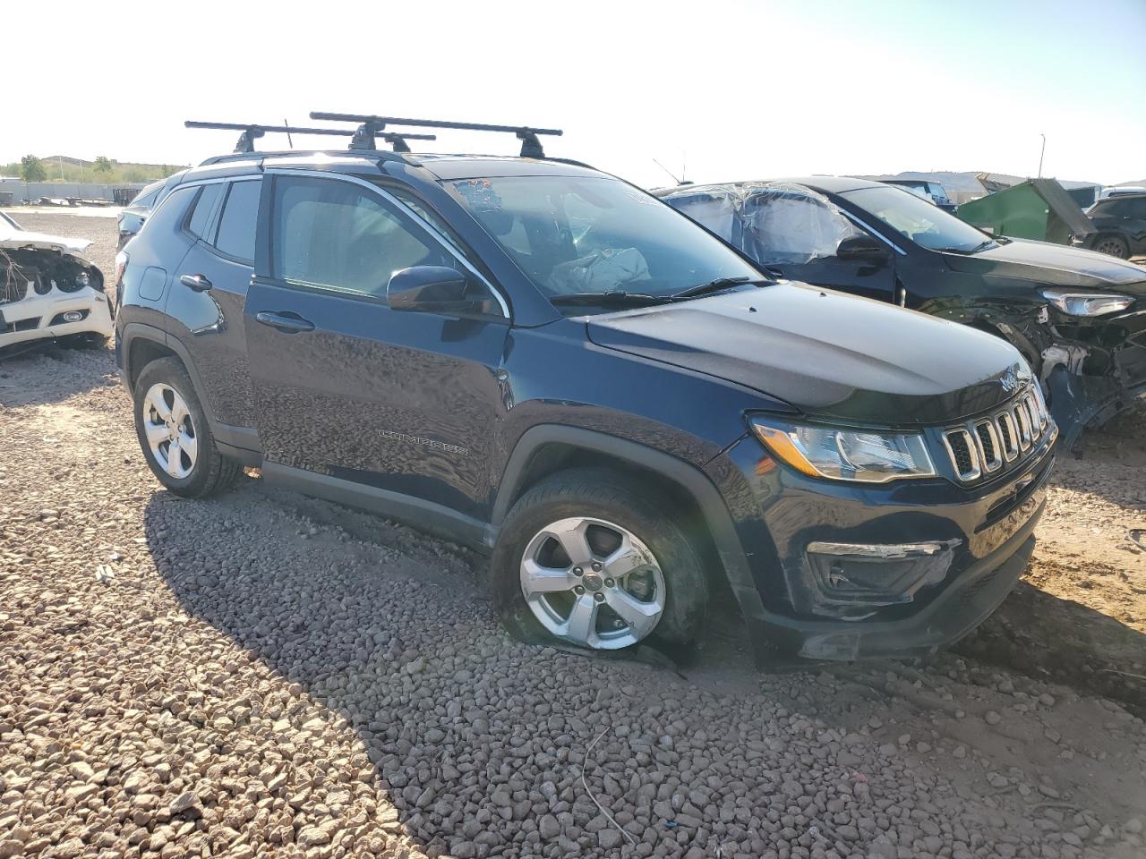 Lot #3027169306 2019 JEEP COMPASS LA