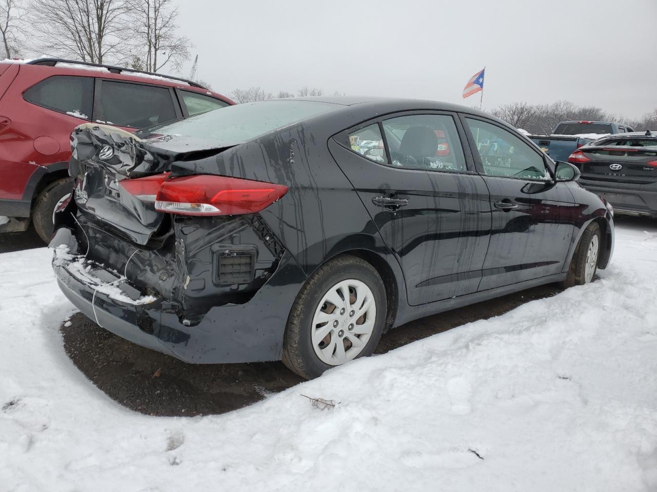 Lot #3025719364 2018 HYUNDAI ELANTRA SE