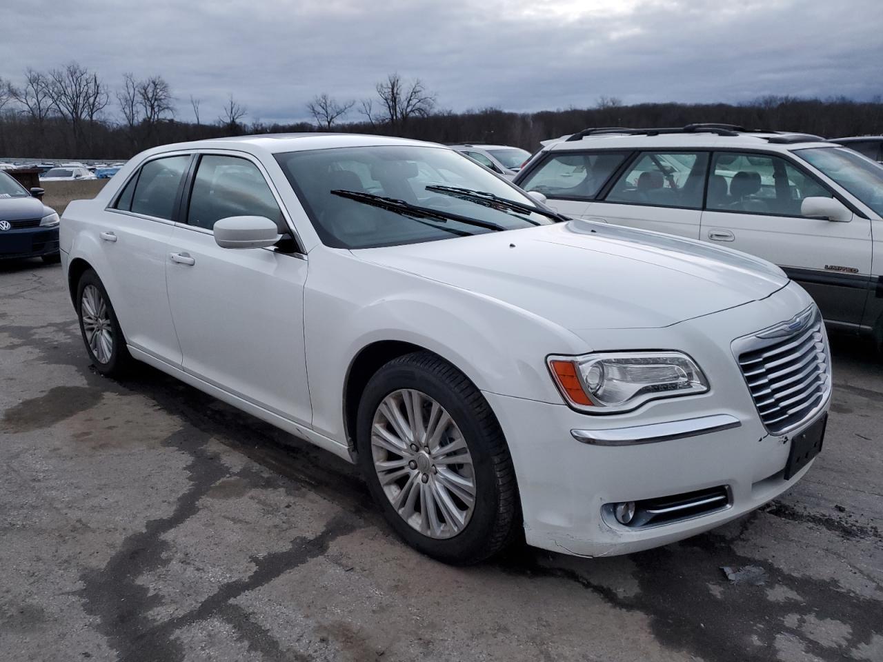 Lot #3049493711 2014 CHRYSLER 300