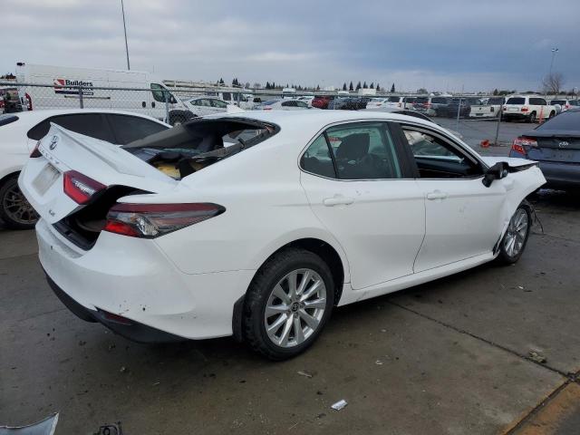 2021 TOYOTA CAMRY LE - 4T1C11AK7MU520528
