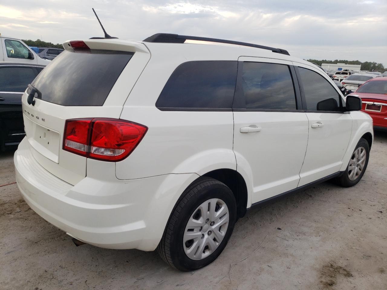 Lot #3024946408 2015 DODGE JOURNEY SE