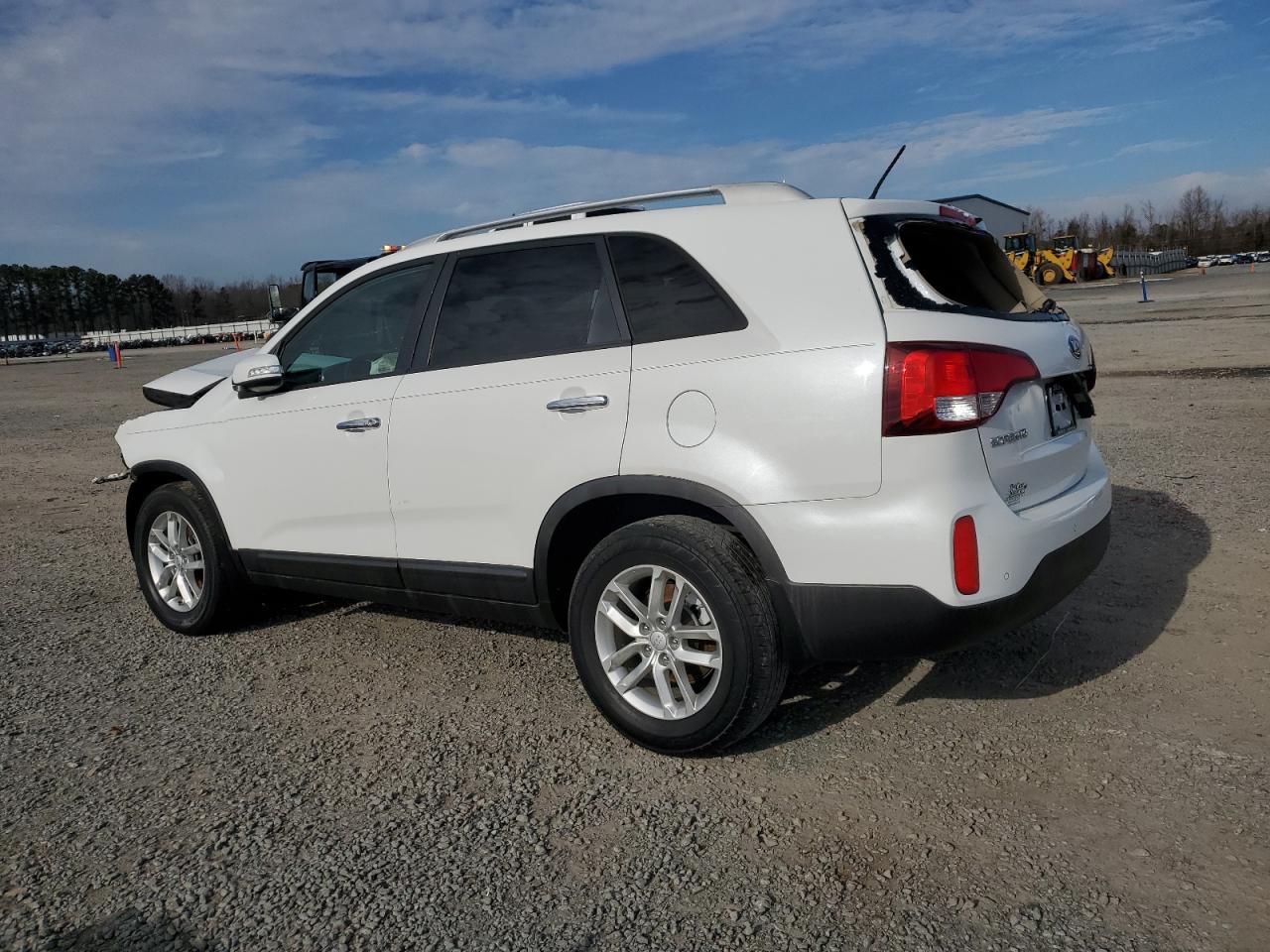 Lot #3037080388 2015 KIA SORENTO LX