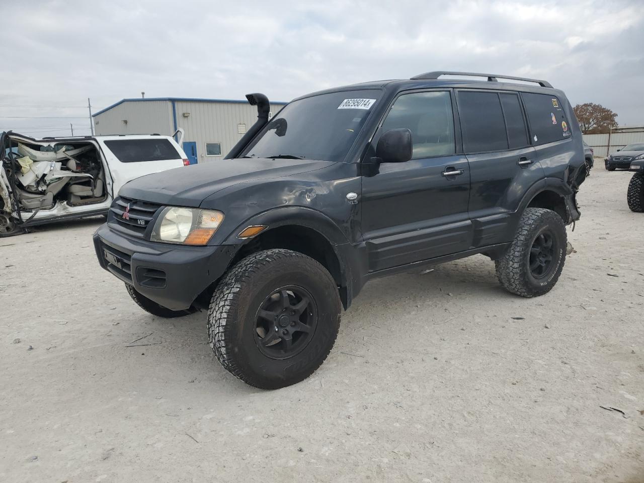  Salvage Mitsubishi Montero