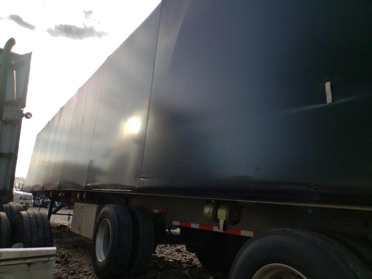 Lot #3025788309 2014 REIT TRAILER