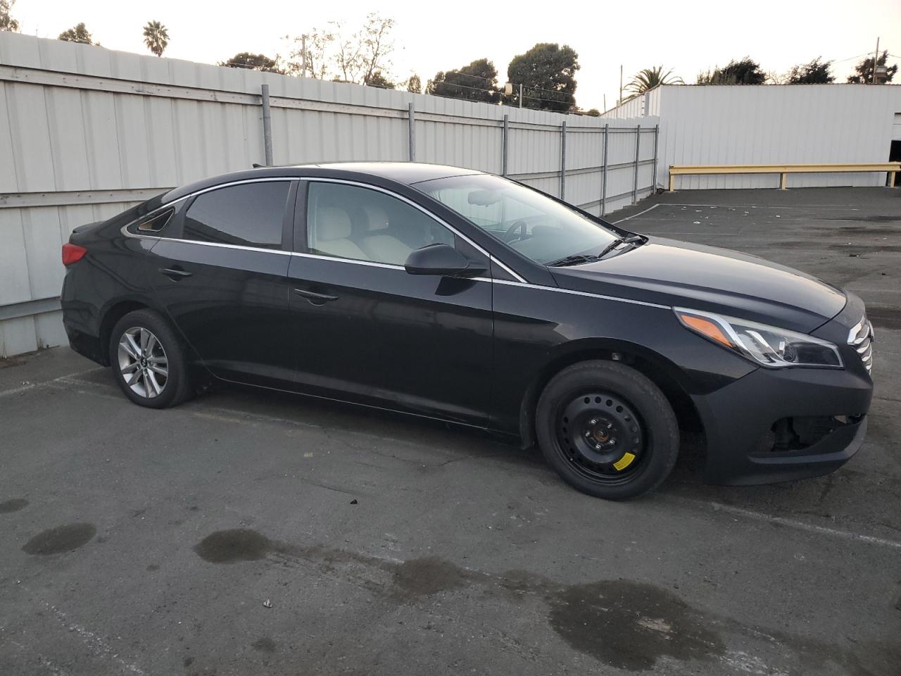 Lot #3028246823 2017 HYUNDAI SONATA SE