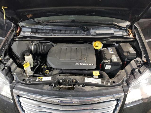 2016 CHRYSLER TOWN & COU - 2C4RC1BG2GR110594