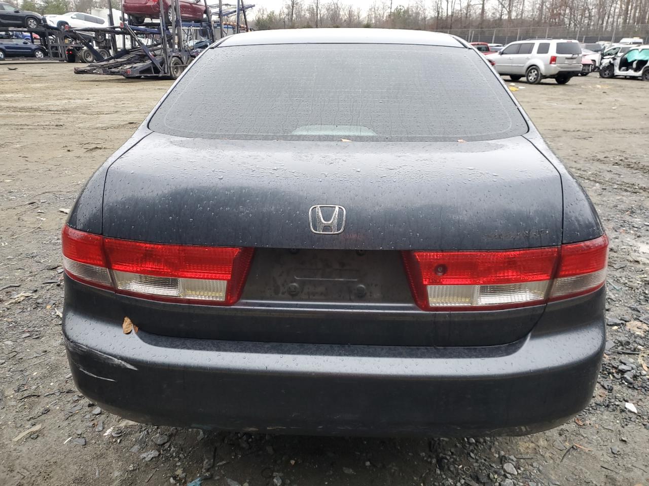 Lot #3033018000 2003 HONDA ACCORD LX