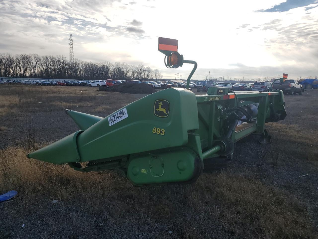 Lot #3029510363 1991 JOHN DEERE COMMERCIAL