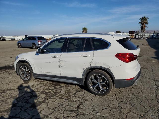 VIN WBXHT3C36GP889568 2016 BMW X1 no.2