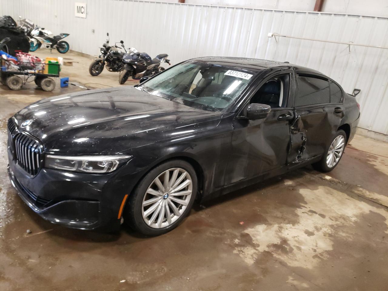  Salvage BMW 7 Series