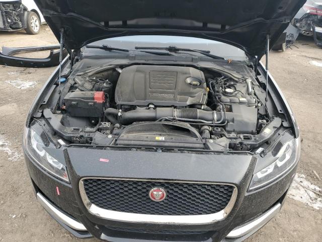 2018 JAGUAR XF PREMIUM SAJBJ4FX8JCY69691