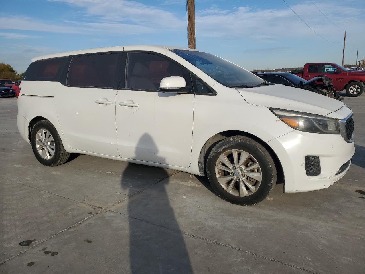 Lot #3024142836 2017 KIA SEDONA L