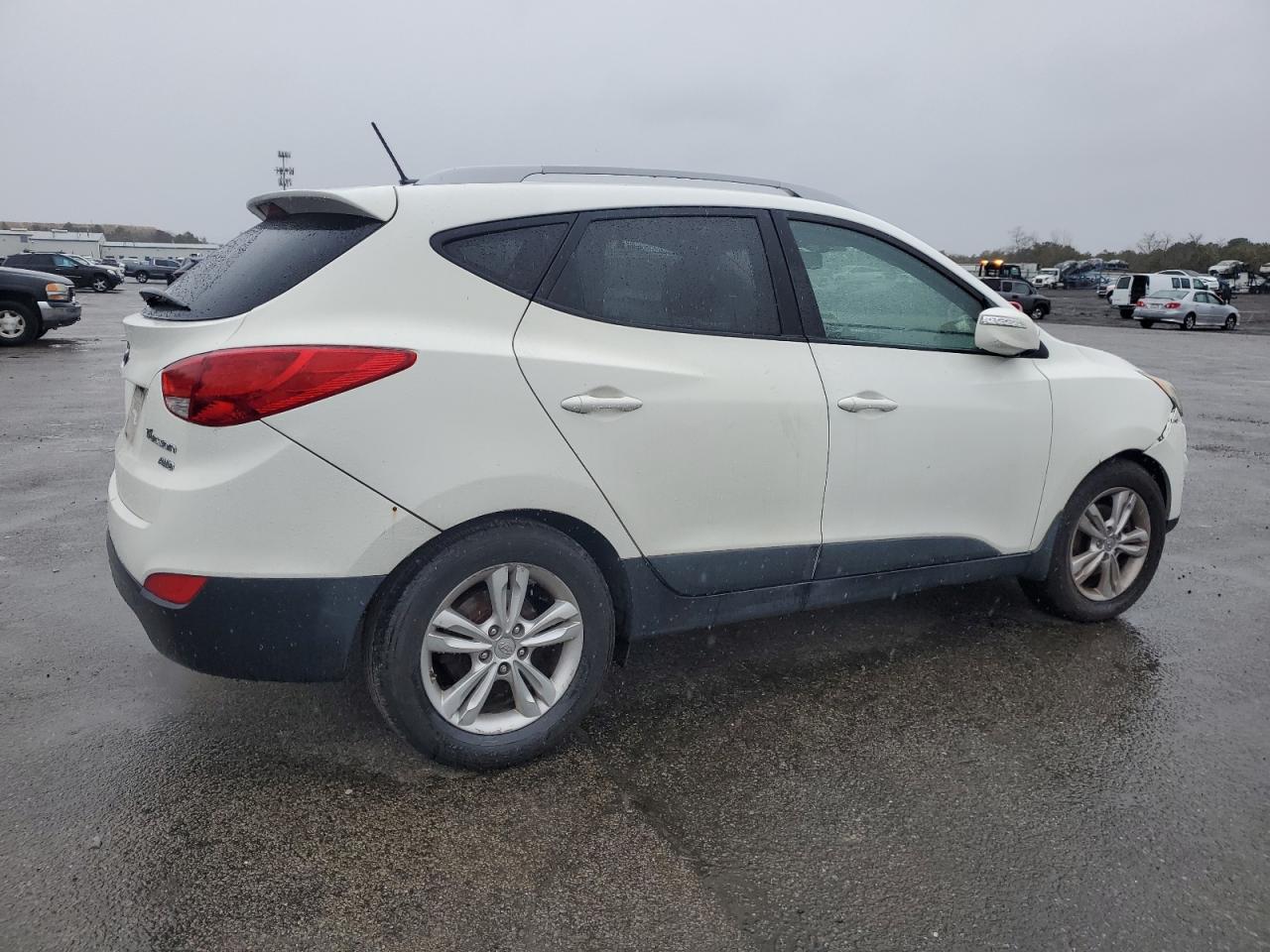 Lot #3033015033 2012 HYUNDAI TUCSON GLS