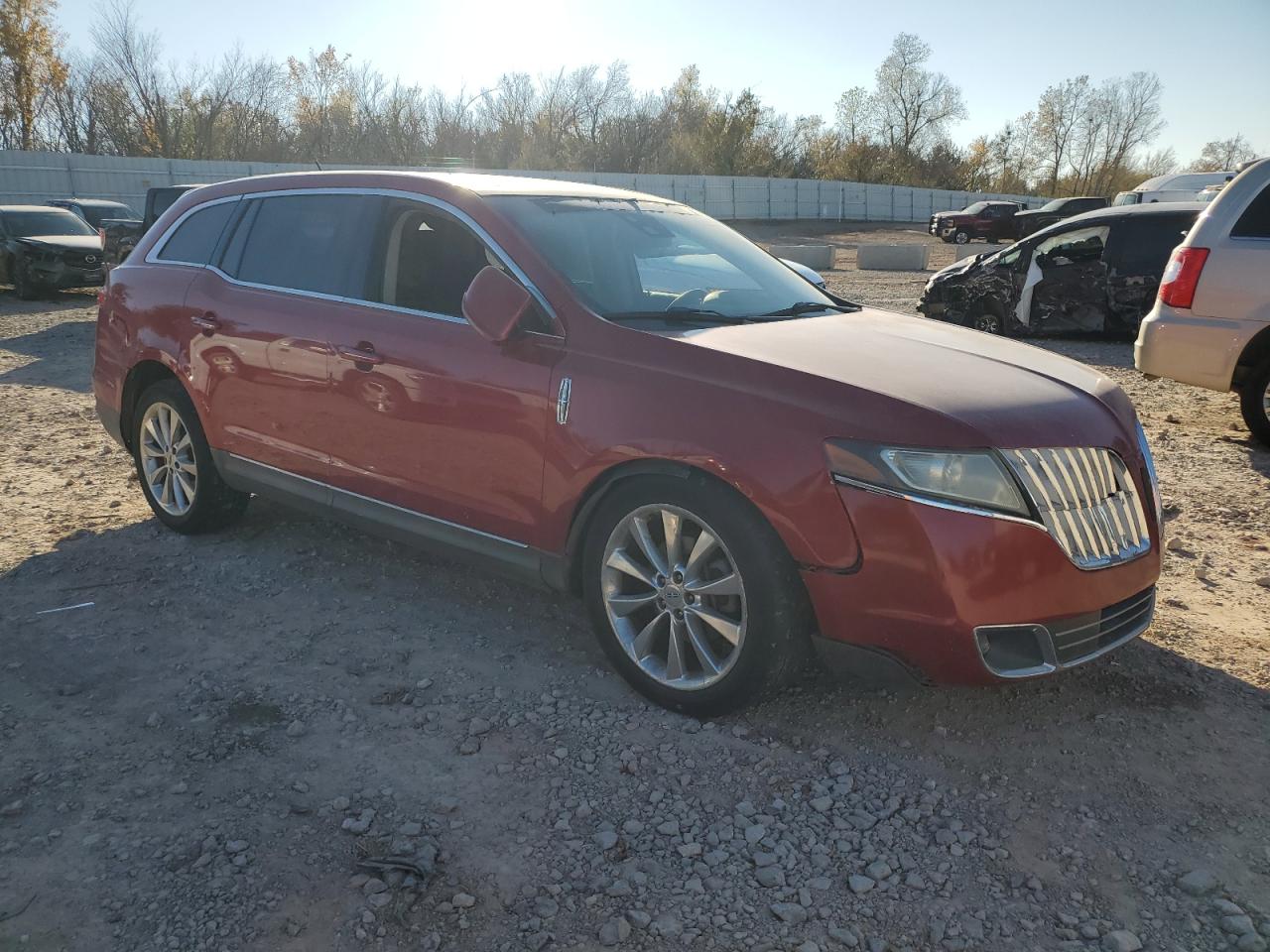 Lot #3021001220 2011 LINCOLN MKT