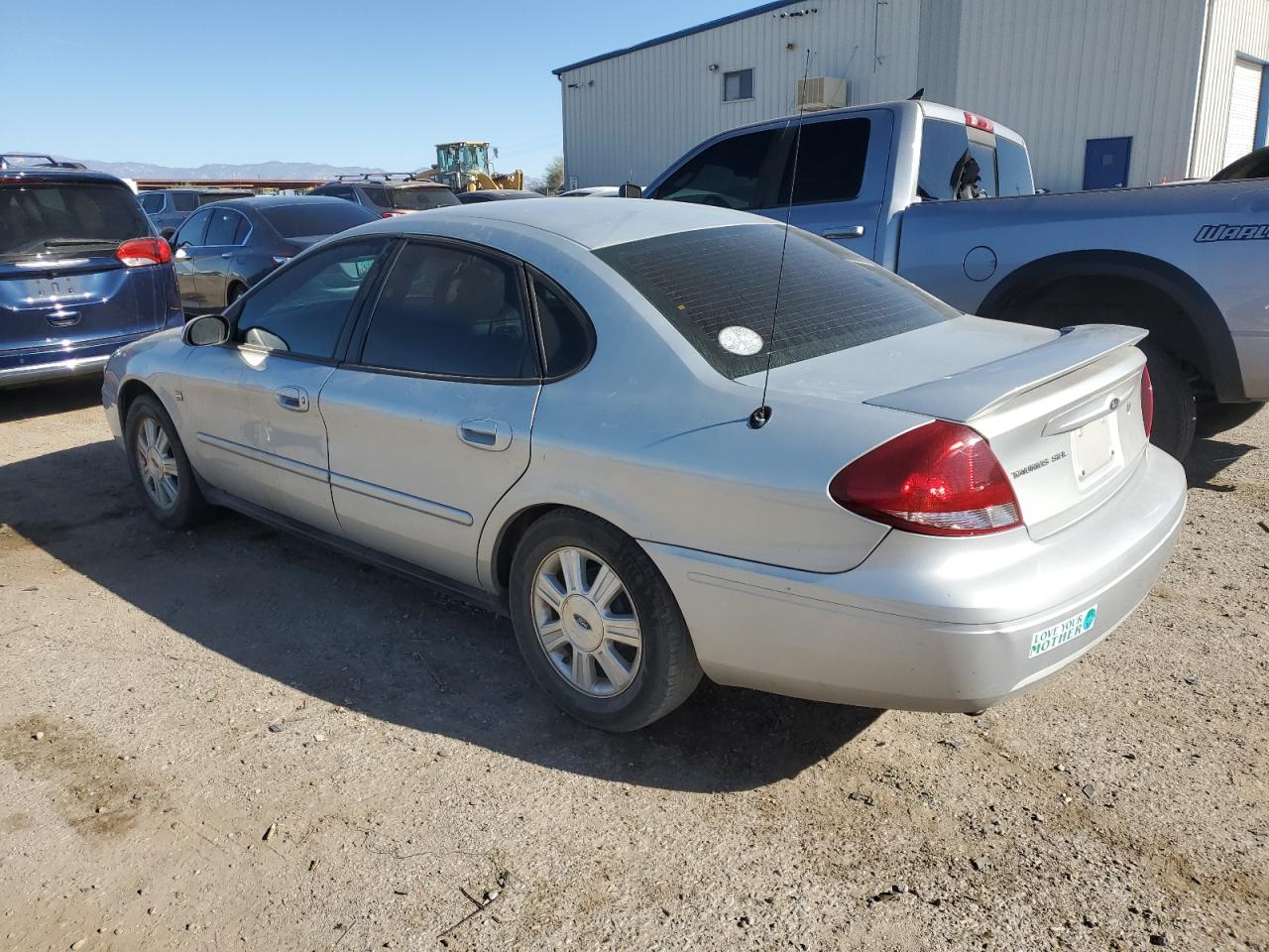 Lot #3040784775 2005 FORD TAURUS SEL