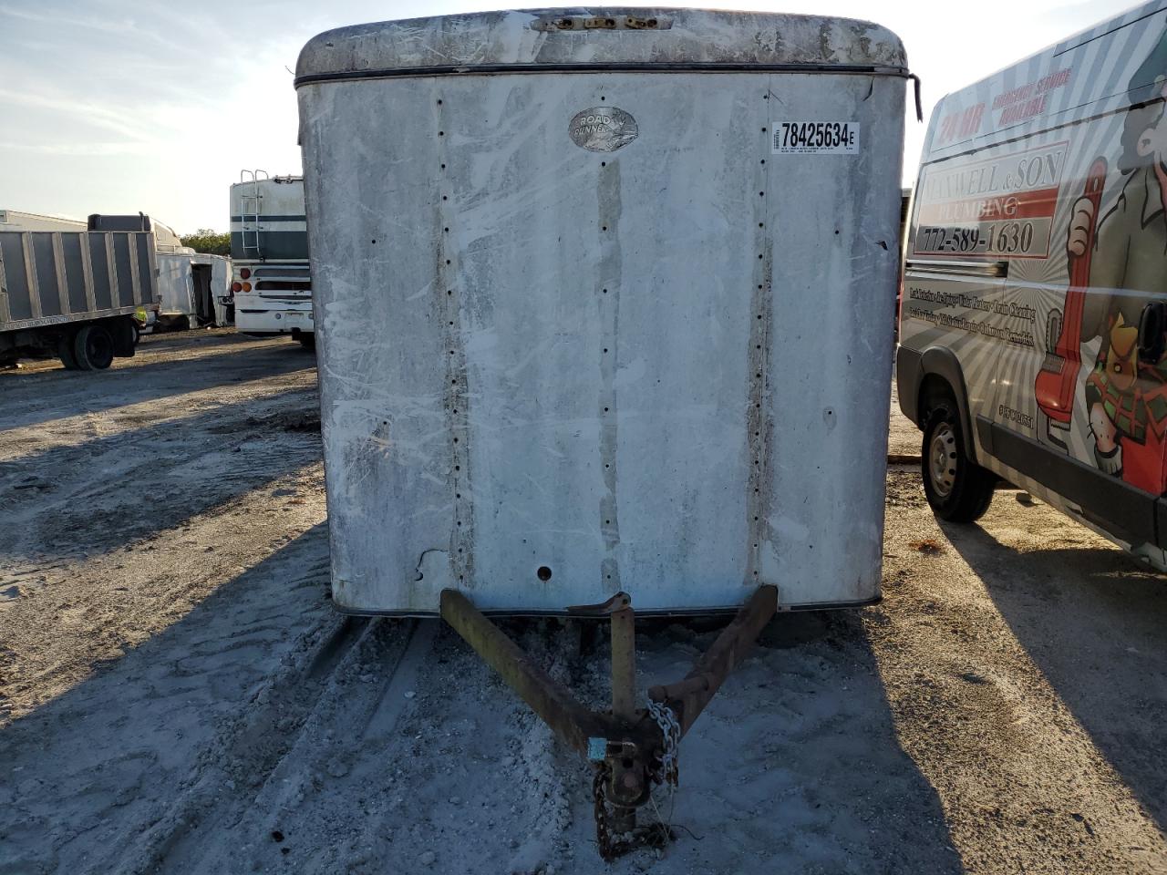 Lot #3037002768 1998 ROAD TRAILER