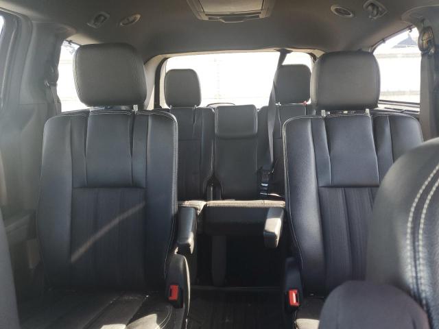 2015 CHRYSLER TOWN & COU - 2C4RC1HG9FR597654